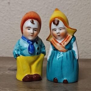 Vintage Japan Boy Girl Ceramic Salt Pepper Shakers Dutch Colorful Figurines